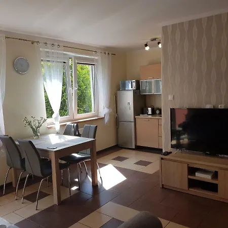 Apartament Z Ogrodkiem Pomerania Kolberg Exterior foto